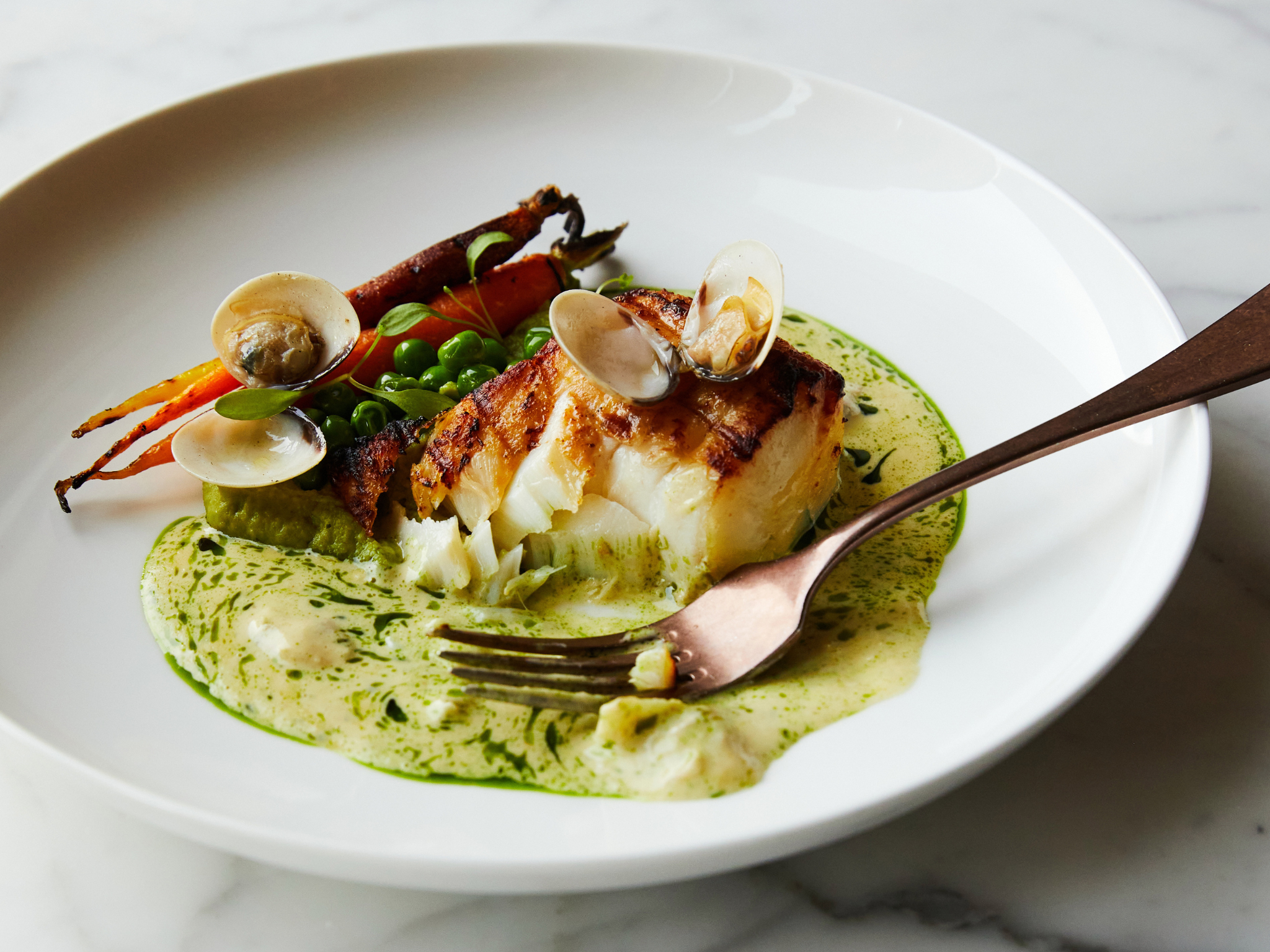 The Tides restaurant sources local, seasonal ingredients for the freshest and most authentic Icelandic dishes