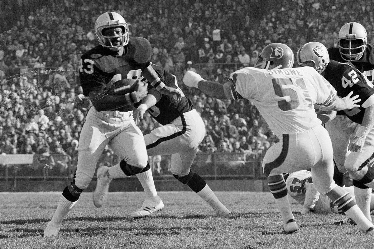 NFL mourn death of Oakland Raiders legend George Atkinson