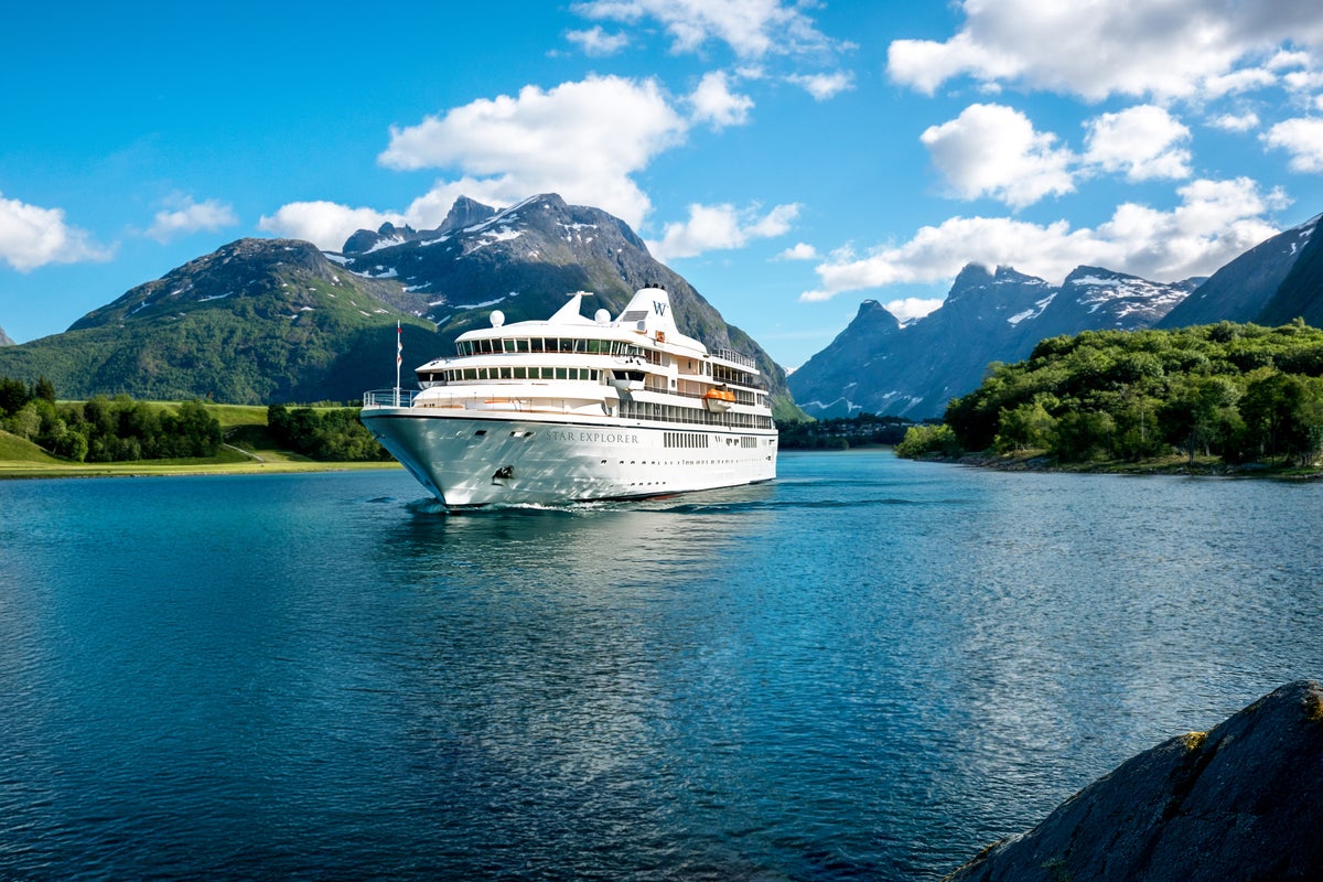 Windstar Cruises Plans Star Explorer Christening at London Tower Bridge