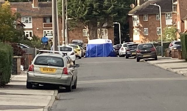 <p>The scene in Midhurst Gardens, Uxbridge<a href="/topic/uxbridge"></a></p>