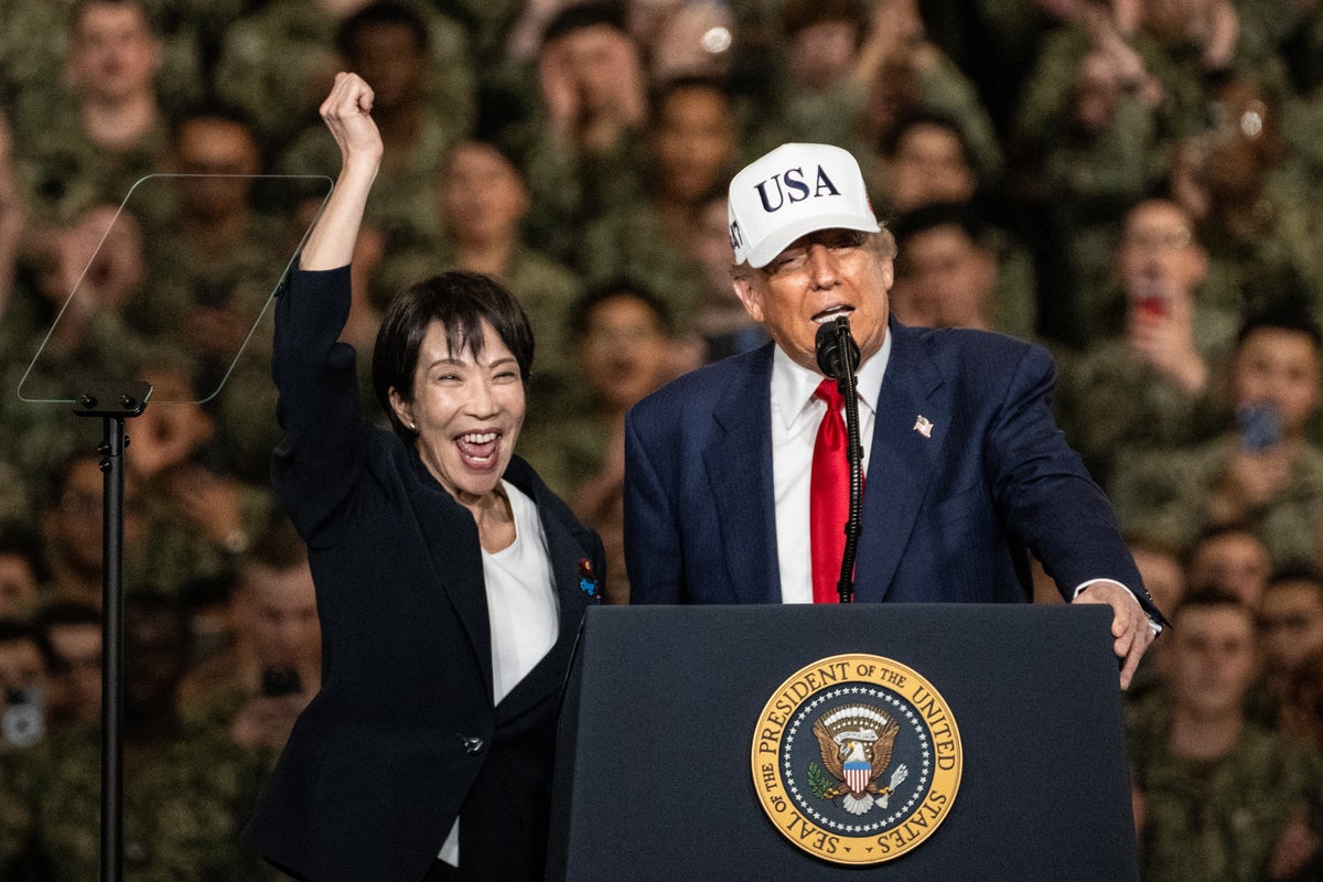 Trump predicts ‘good deal’ as he lands in South Korea for Xi Jinping meeting: Live
