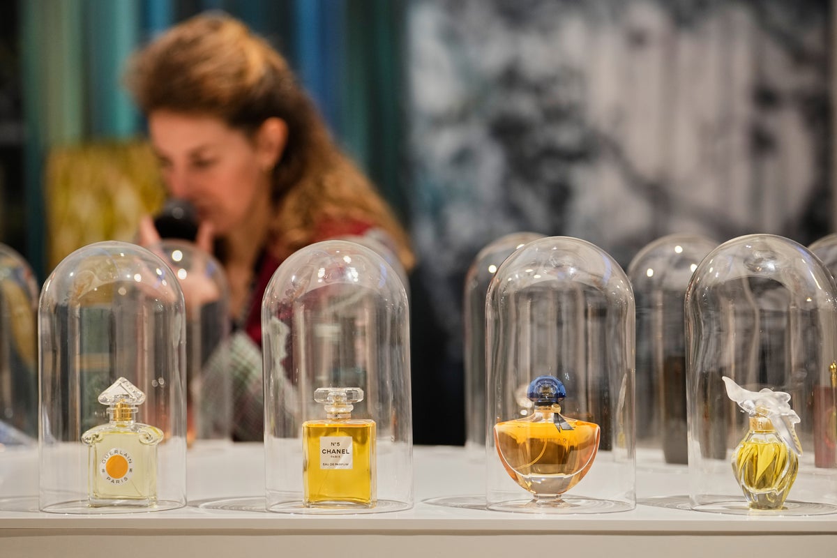 German scents exhibition combines 1,000 years of fragrances with art and history – UK Times