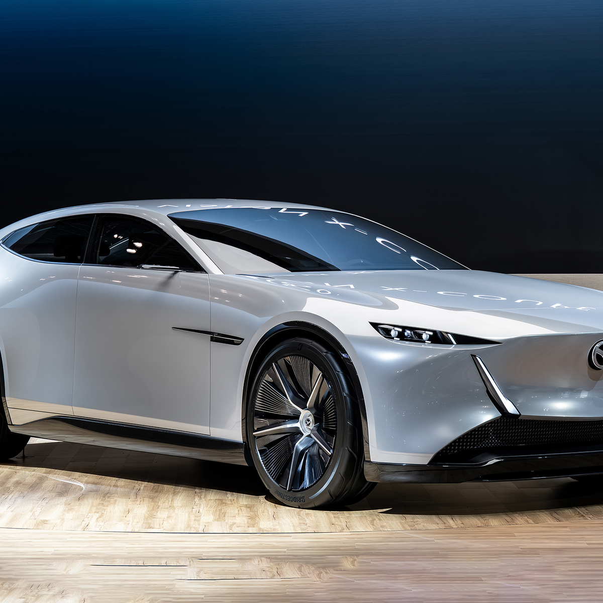 Mazda designed a car that cleans the atmosphere as it drives | The