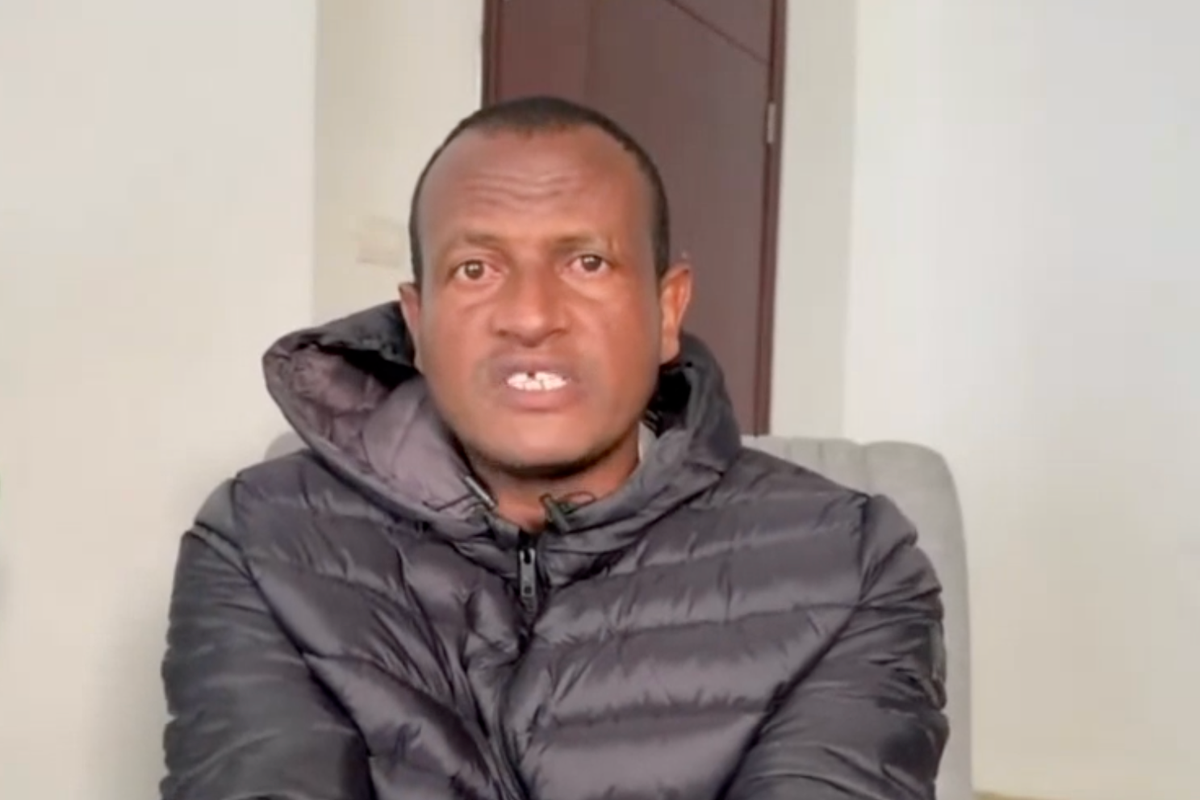 Wrongly released migrant sex offender claims he tried to hand himself in to police