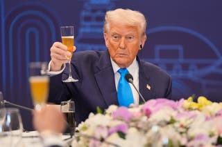 President Donald Trump toasts with state leaders during a dinner event hosted by South Korean President Lee Jae Myung in Gyeongju, South Korea, Wednesday, Oct. 29, 2025. (AP Photo/Mark Schiefelbein)