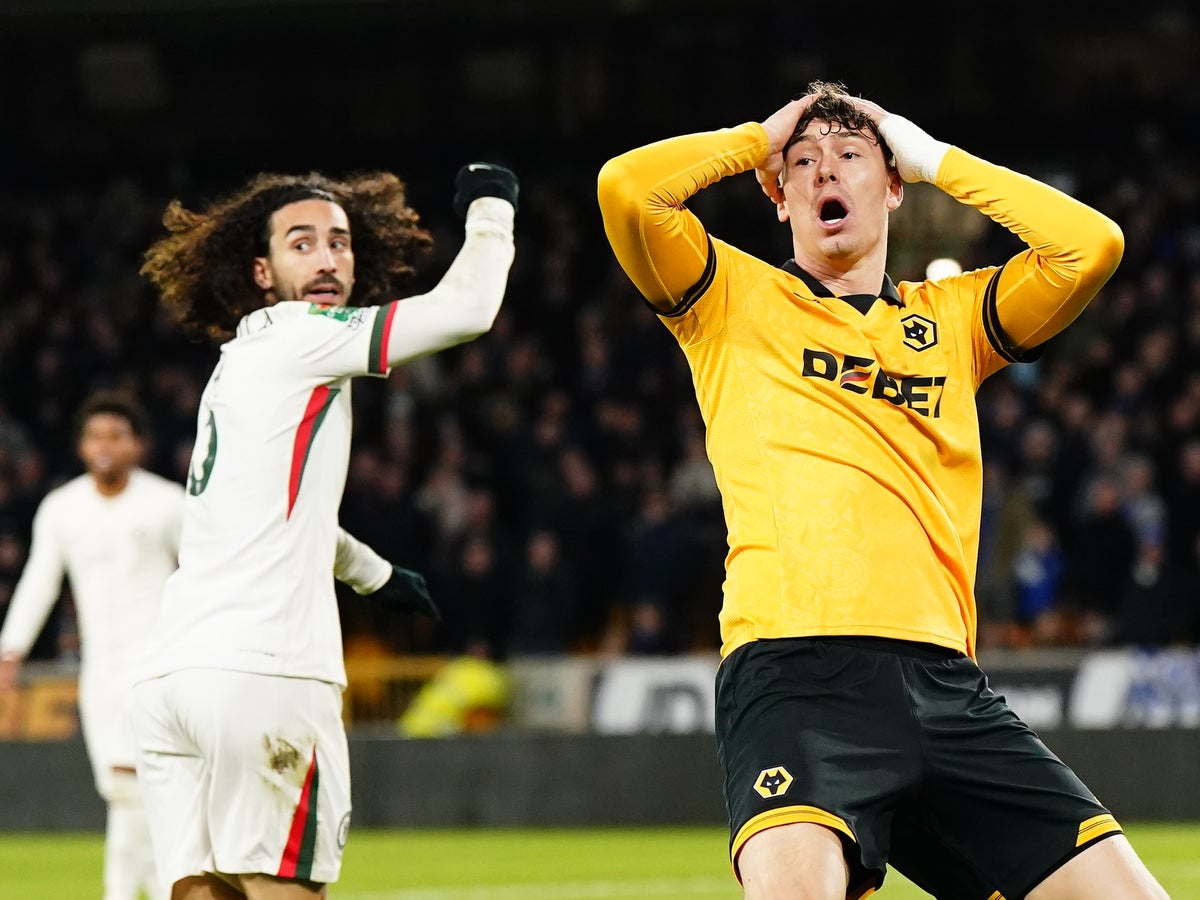 Wolves v Chelsea live: Carabao Cup result as Blues cling on to win thriller and reach quarter-finals | The Independent