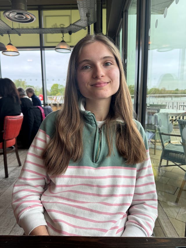 <p>Ellie Waters-Barnes, now 24, was 14 when she was diagnosed with Rhabdomyosarcoma, a rare soft tissue cancer in 2015</p>