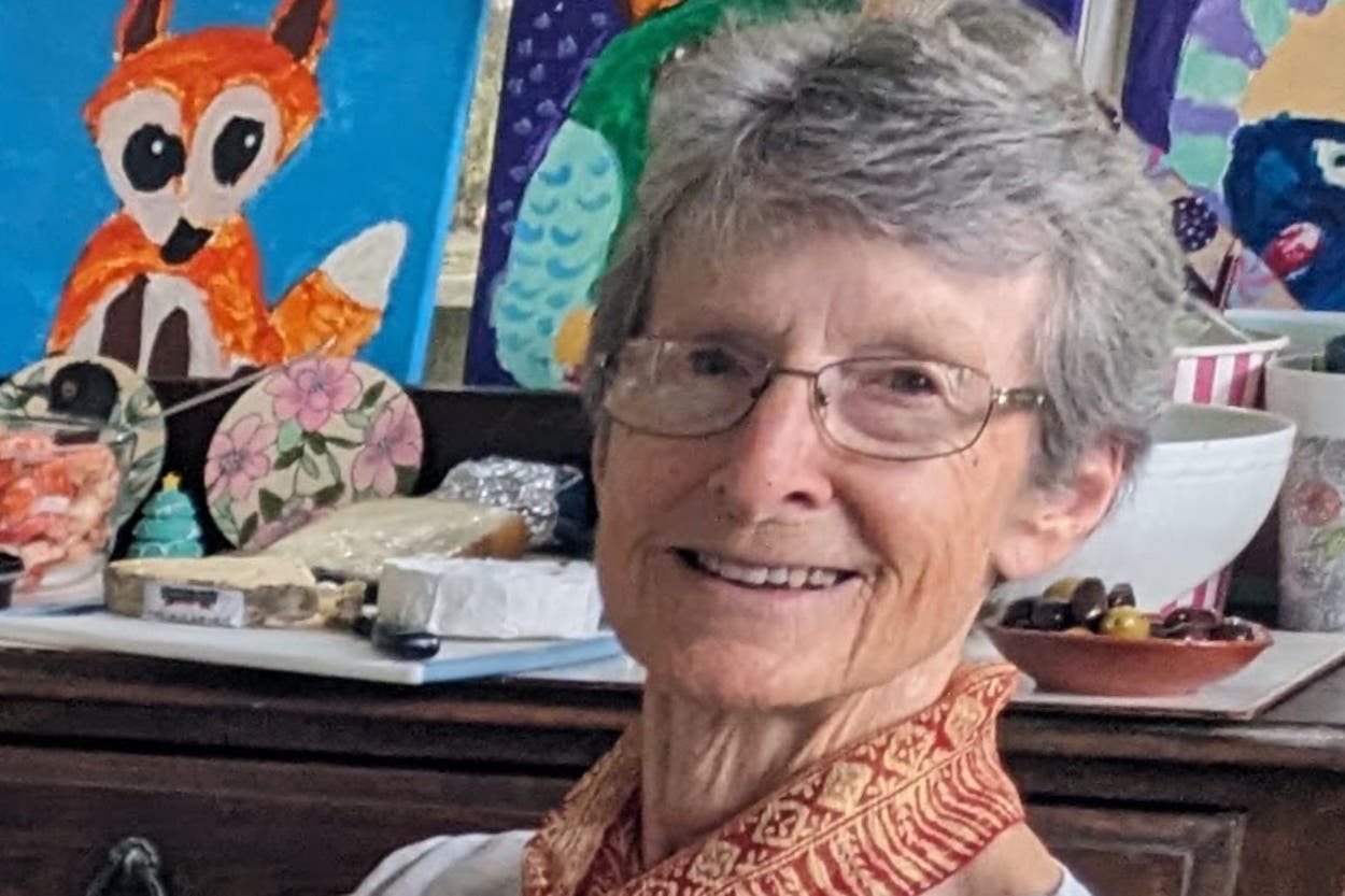 Suzanne Rees Cruise around Australia cancelled after death of passenger left behind ...