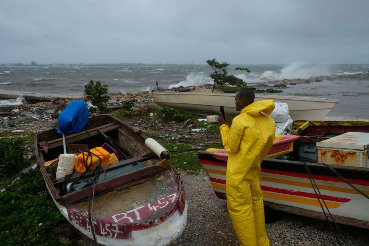Race against time for Hurricane Melissa aid workers deliver relief to people in Jamaica