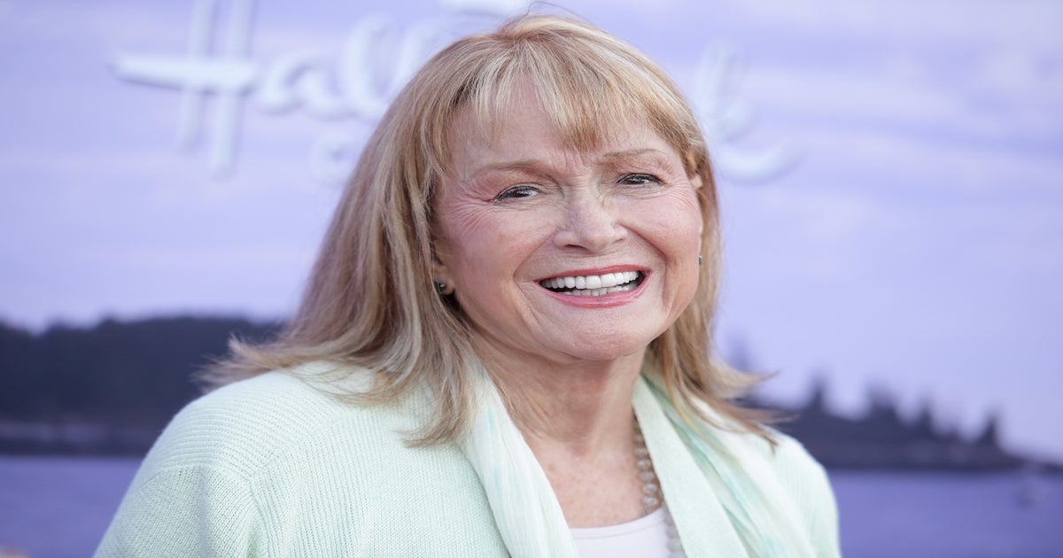 Diane Ladd's cause of death confirmed two weeks after she died aged 89 |  The Independent