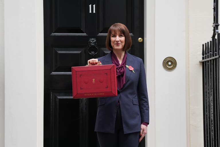 Rachel Reeves Folder Tax rises at Budget ‘inevitable’, think tank with close Labour links ...