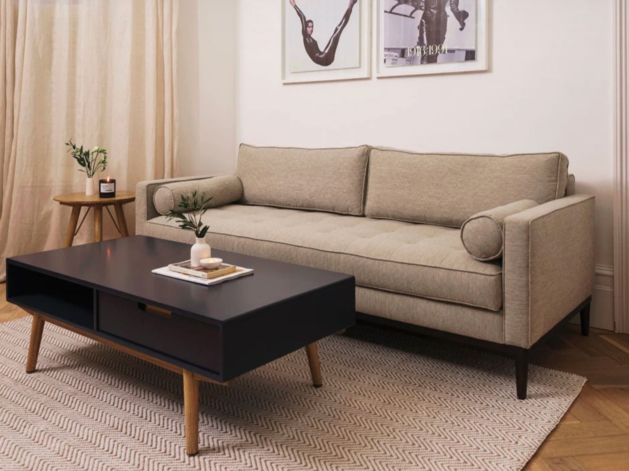 Swyft model 02 three-seater sofa bed