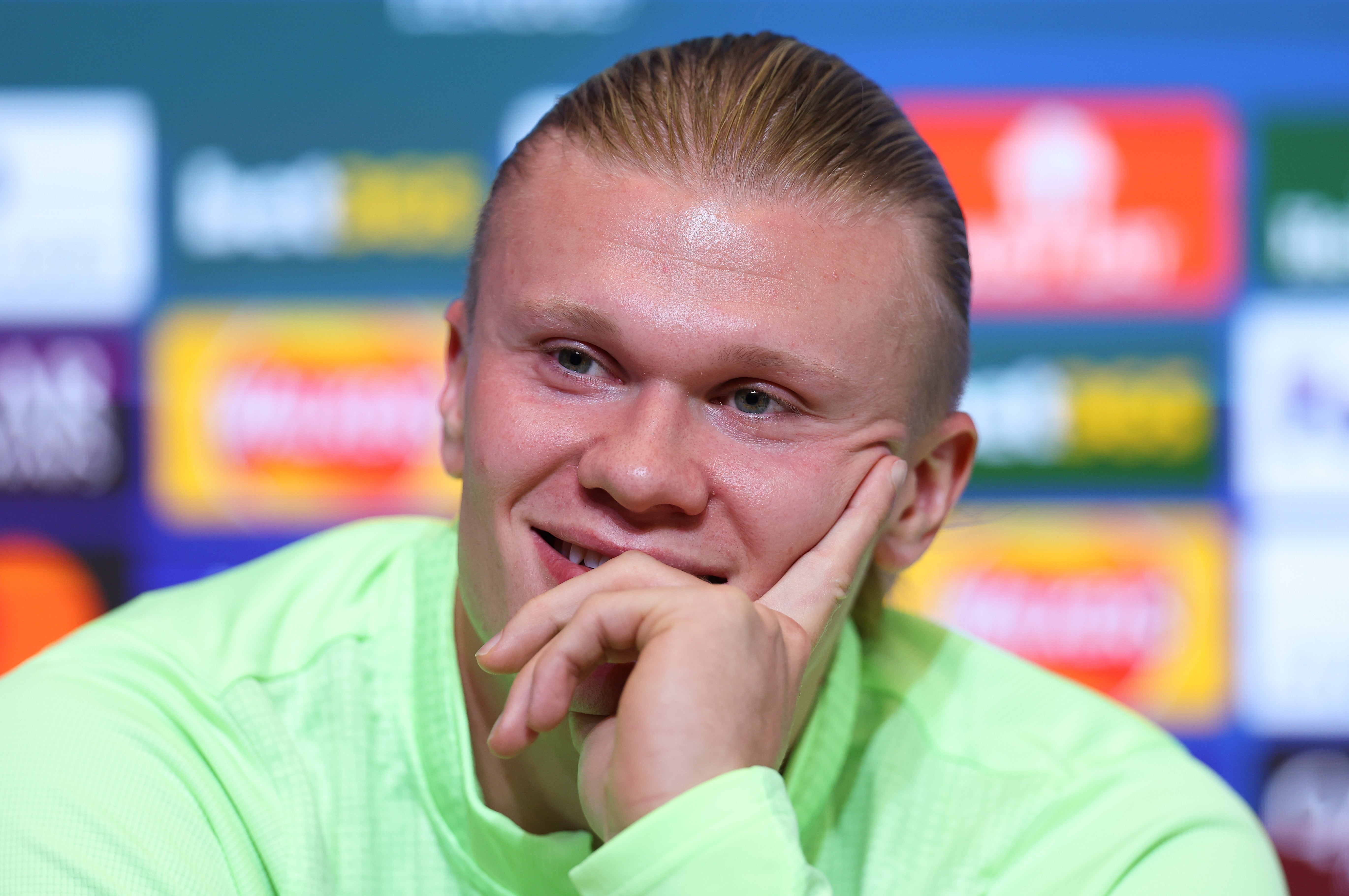 Erling Haaland no cree que deban compararlo con Lionel Messi o Cristiano Ronaldo