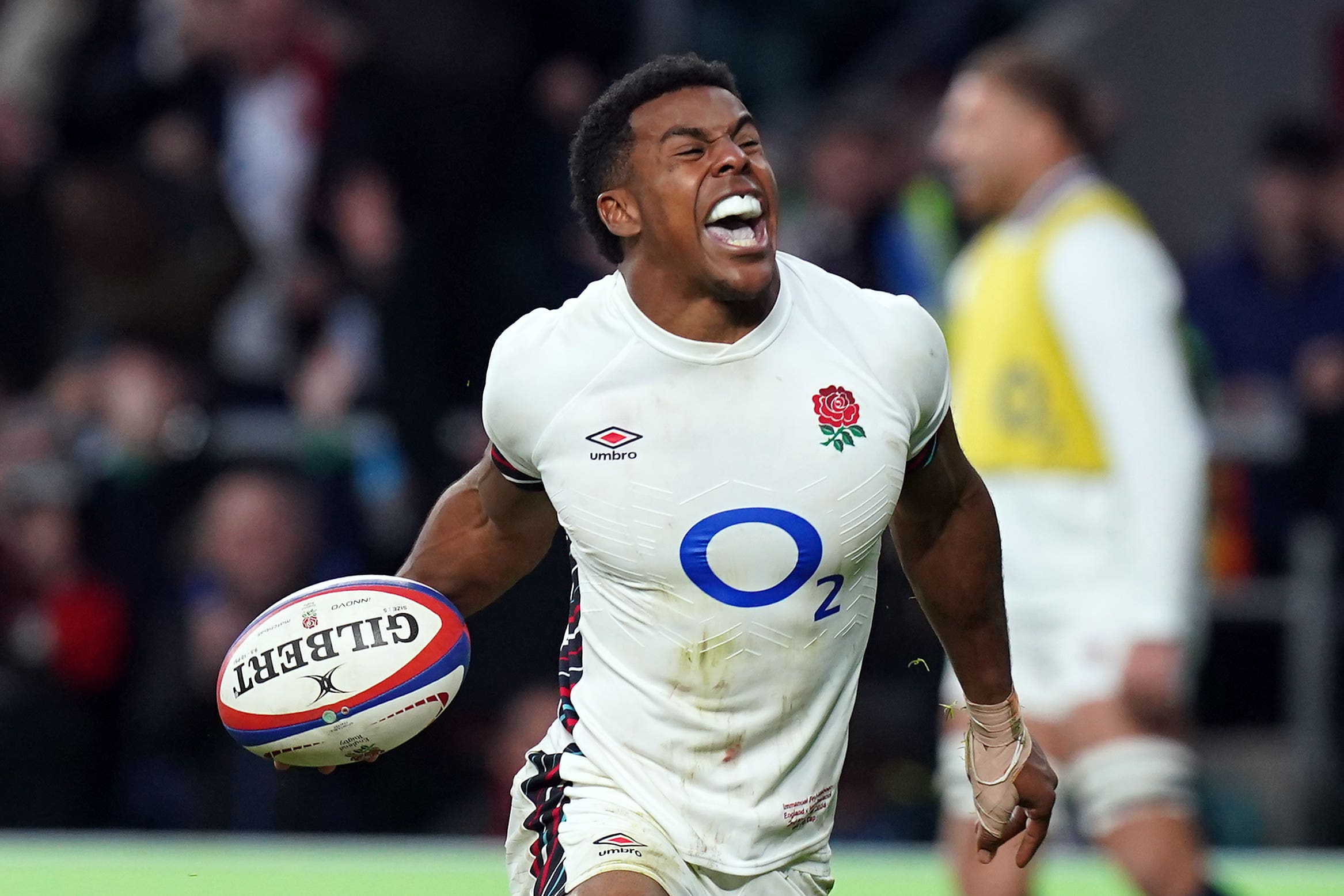 Immanuel Feyi-Waboso ha sido comparado con el gran inglés Jason Robinson