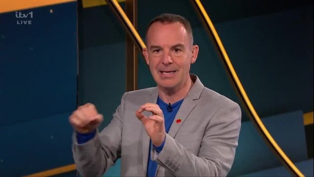 <p>Martin Lewis issues urgent advice to millions affected by O2 price hike.</p>