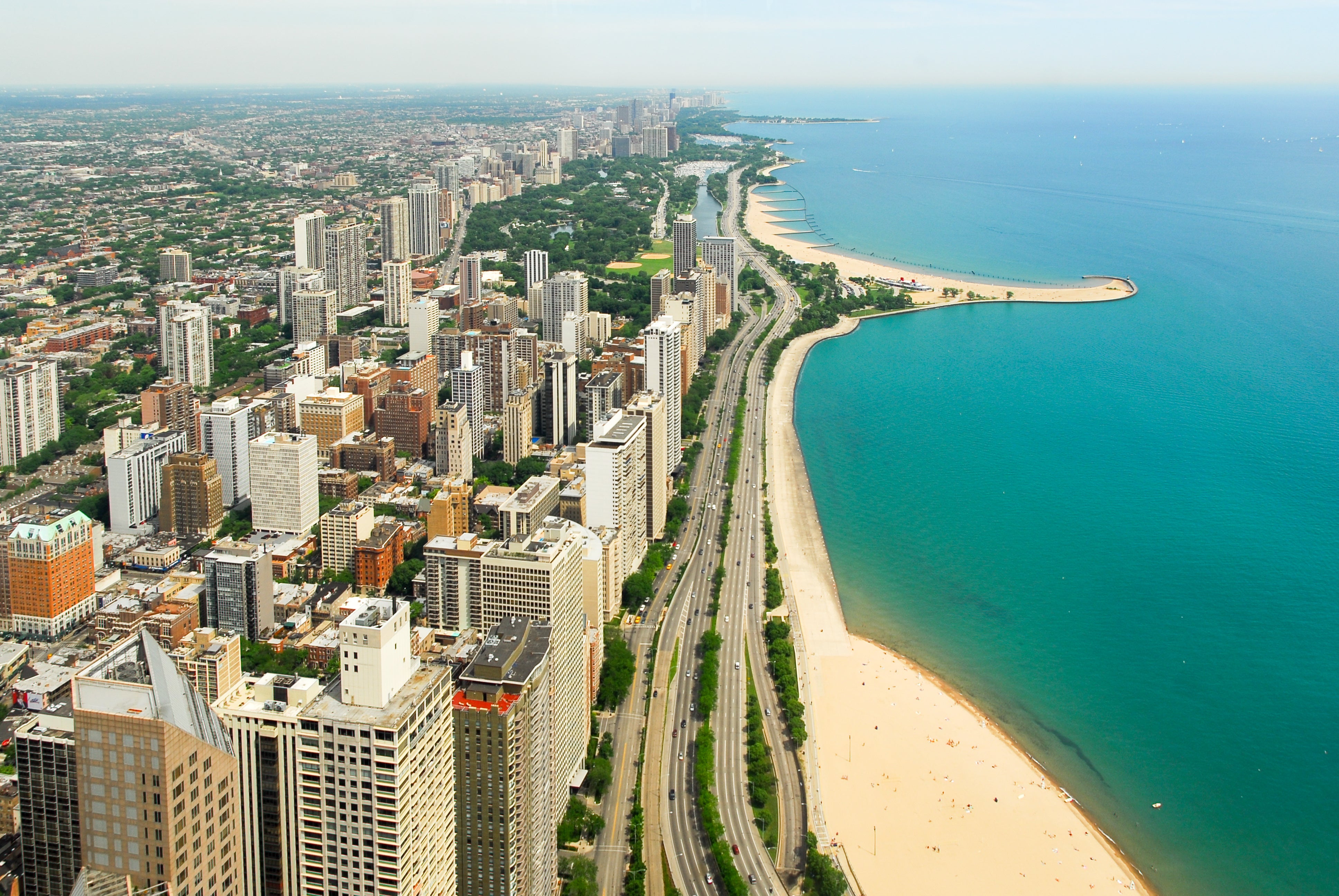 Chicago’s dazzling beaches are mere moments from the city center