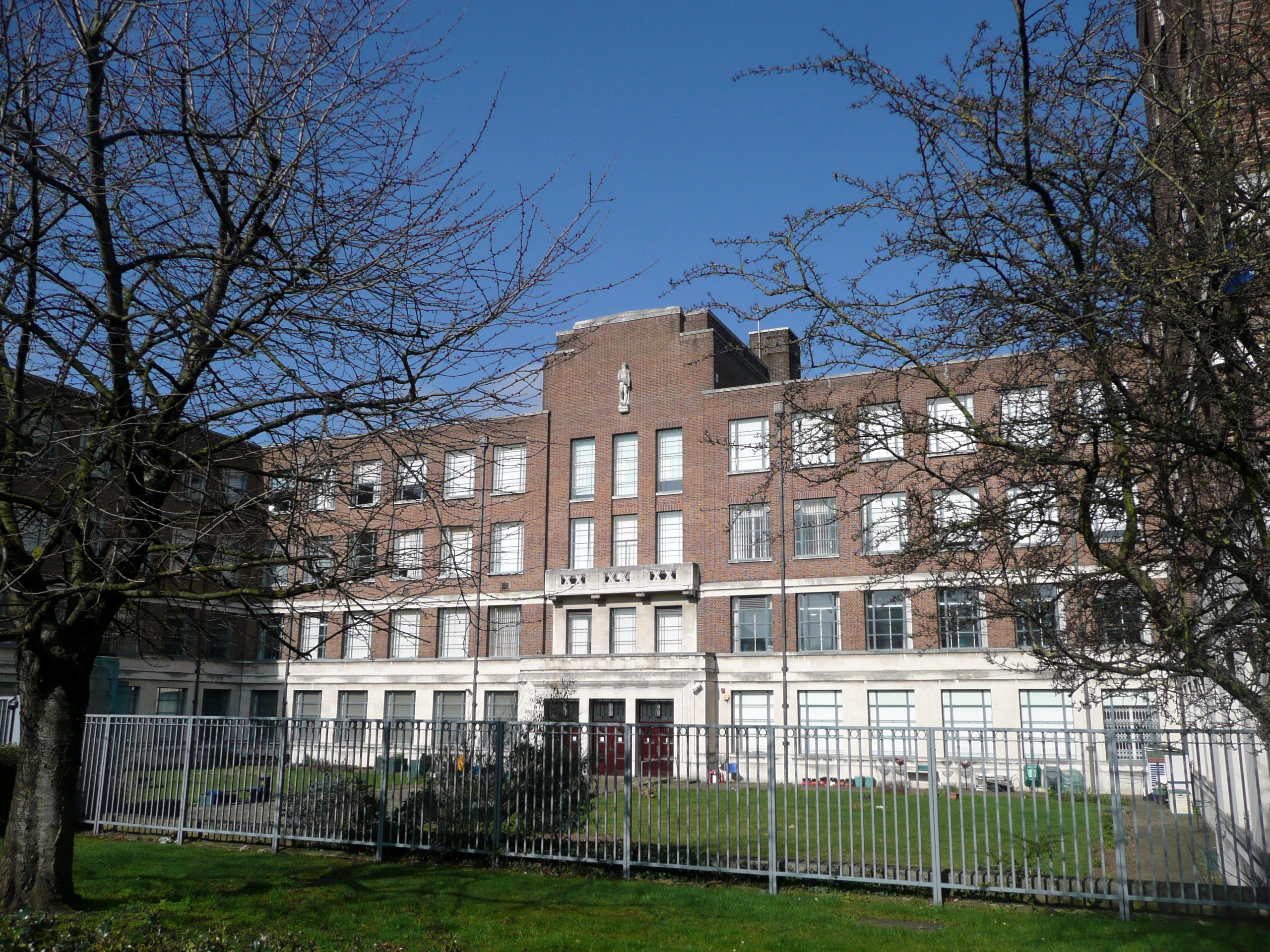 Armed police storm college in centre of Reading after boy injured