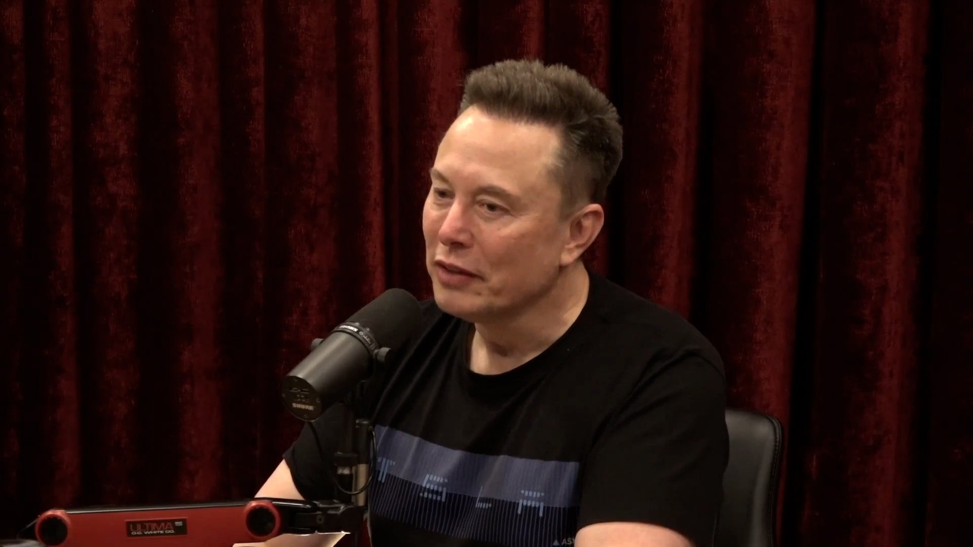 <p>Elon Musk appears on Joe Rogan</p>