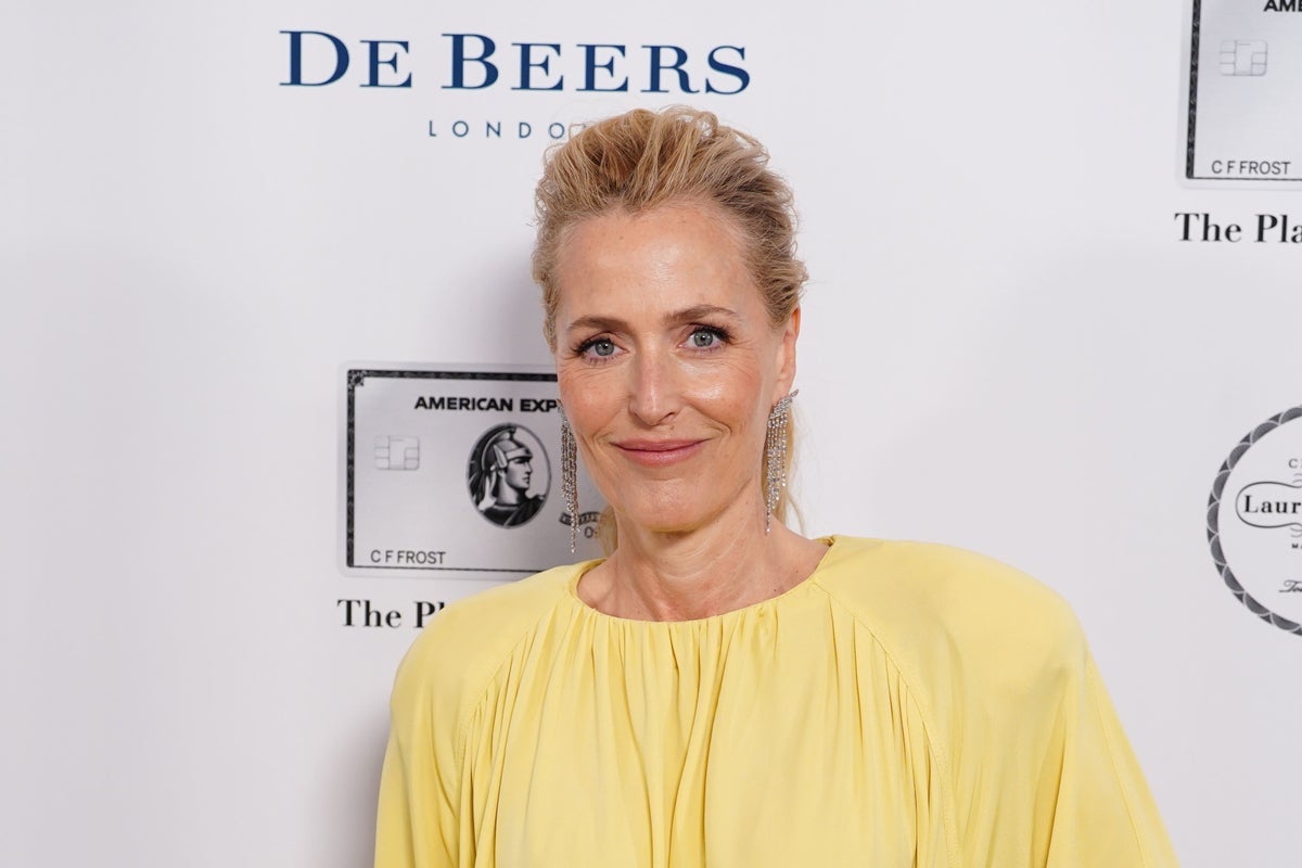 Gillian Anderson on her style: “The ’70s might be my favorite decade” Gillian Anderson on her style: “The ’70s might be my favorite decade”
