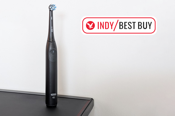 Oral-B iO2 with new best buy logo
