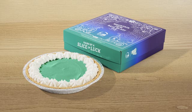 <p>Taco Bell releases Mountain Dew Baja Blast Pie</p>
