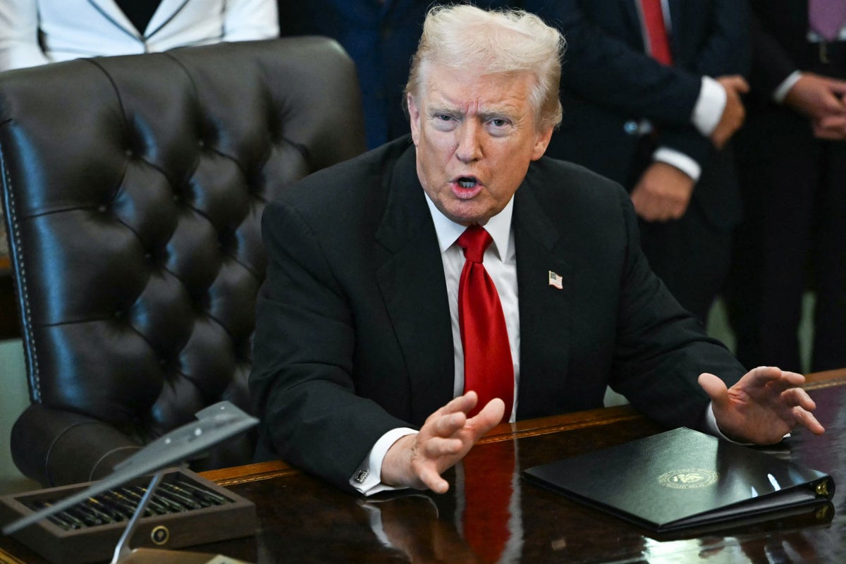 BBC to apologise over edited Trump speech after backlash