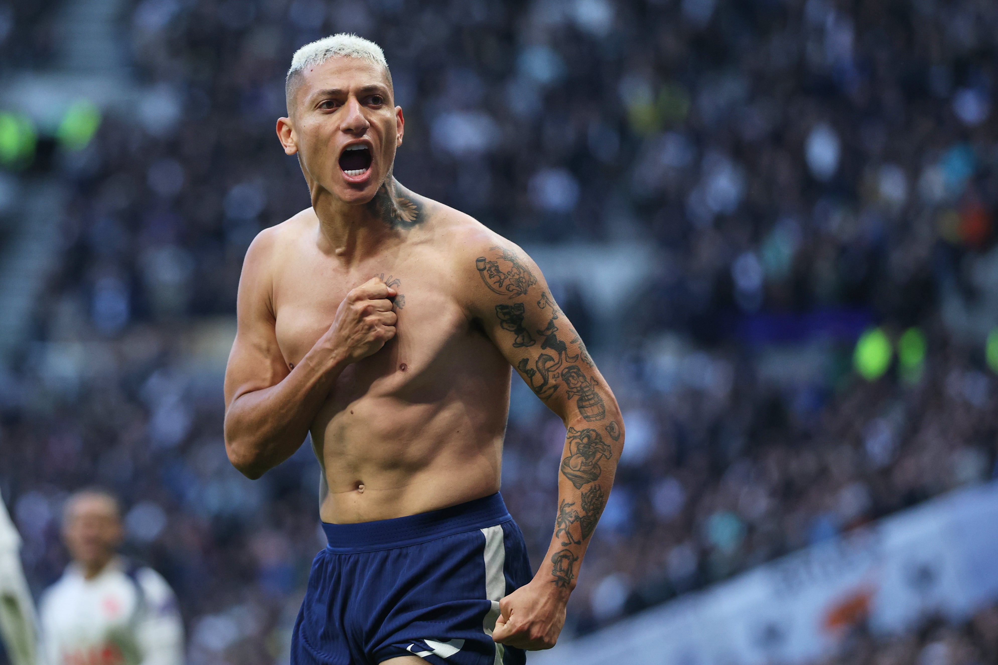 Britain Soccer Premier League 4sovz34u