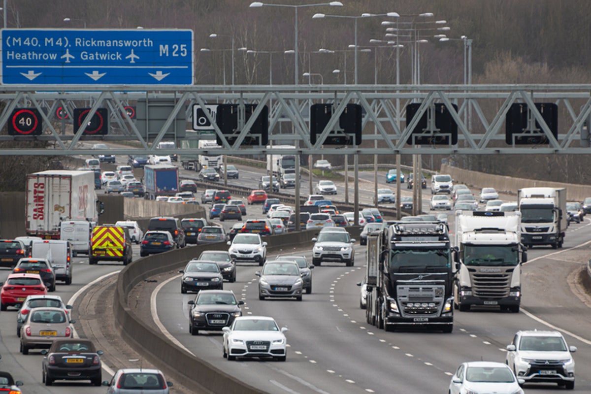 Major motorway closed as air ambulance lands after crash