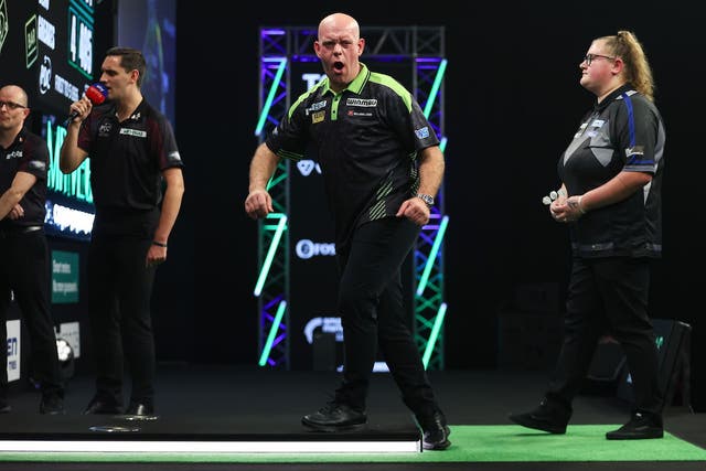 Michael van Gerwen beat Beau Greaves (Kieran Cleeves/PDC)