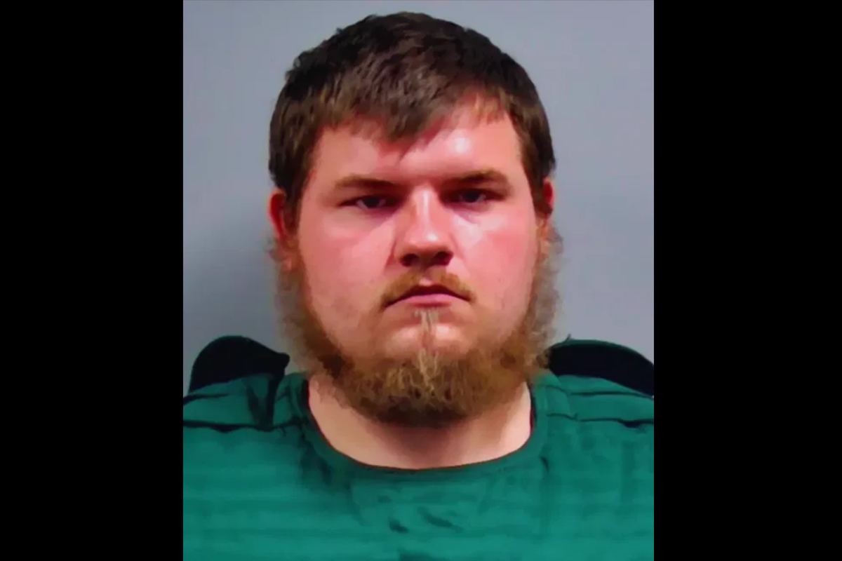 Florida man accused of killing two children, aged 7 and 9, and setting a mobile home on fire Florida man accused of killing two children, aged 7 and 9, and setting a mobile home on fire