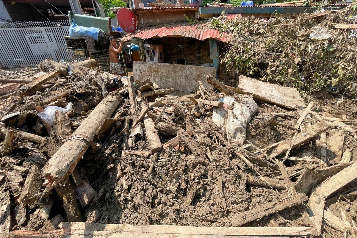 Super Typhoon Fung-wong latest: Deadly storm slams into the Philippines  with wind speeds up to 143mph | The Independent