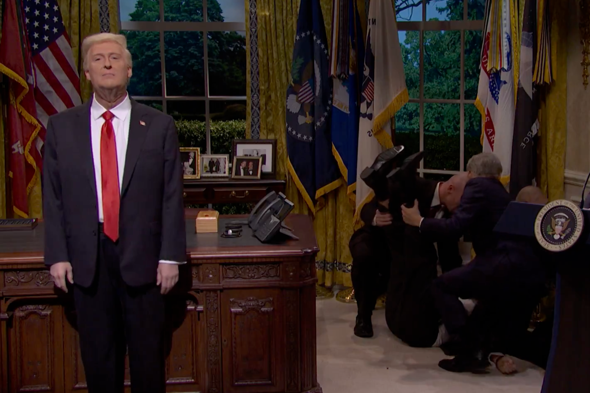 SNL skewers Trump over pre-Thanksgiving flight cuts: ‘Good news, your family’s not coming because the planes are gone’