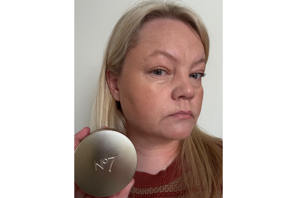 best bronzer for mature skin indybest review No7 pro artist soft glow cream