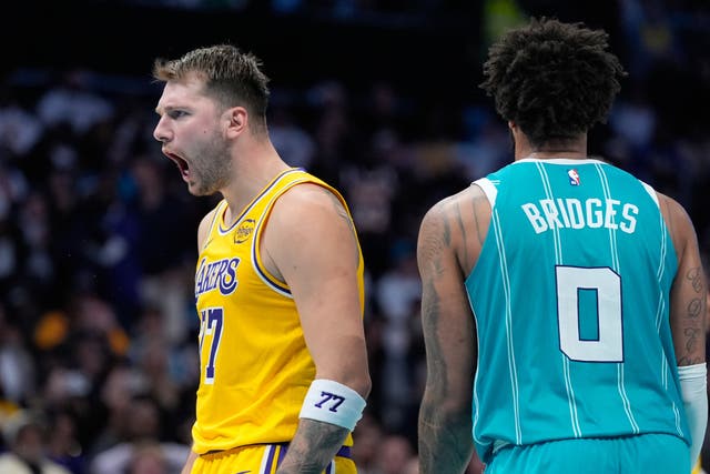LAKERS-HORNETS