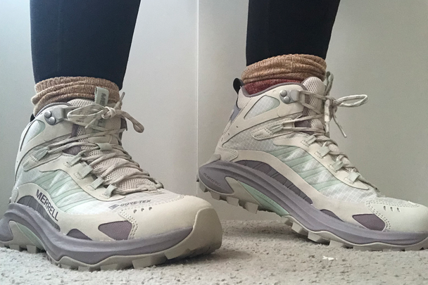 best women's walking boots indybest review Merrell women's moab speed 2 mid GORE-TEX