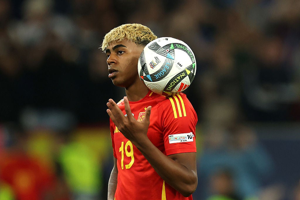 <p>Lamine Yamal has been released from the Spain squad</p>