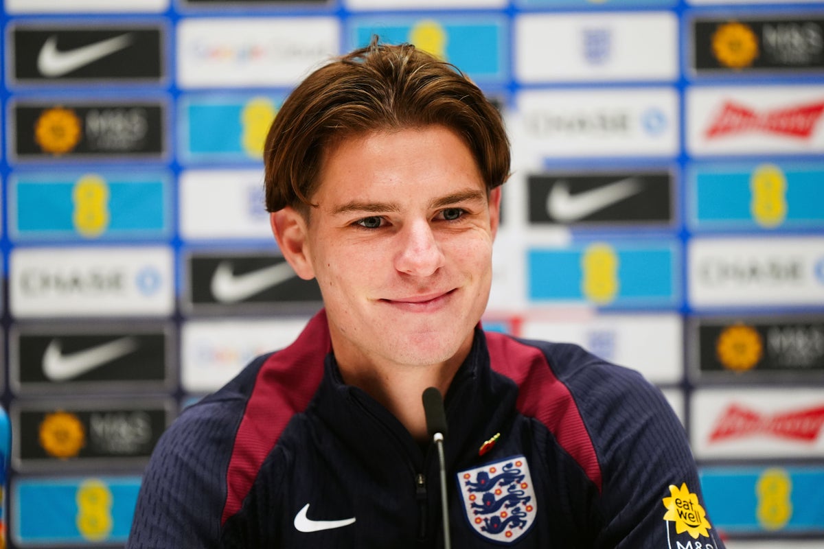 England&rsquo;s Alex Scott happy to lean on stepsister Maya Le Tissier for advice