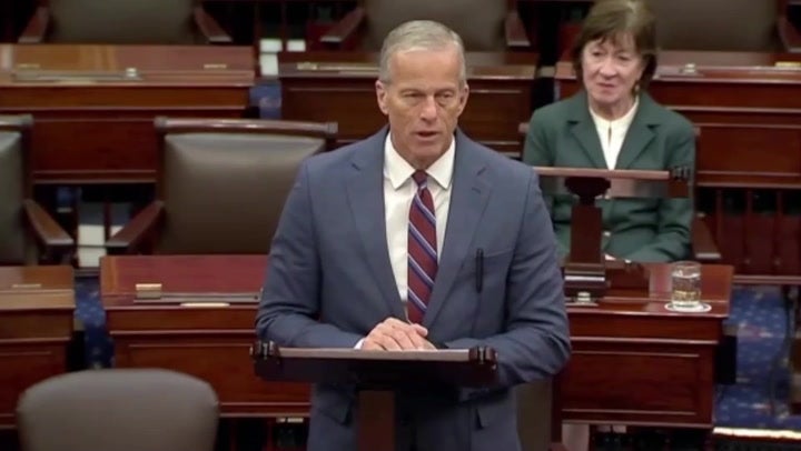 <p>Moment senate votes to reopen U.S government after longest shutdown in history.</p>