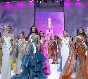 Miss Israel’s reaction beside Miss Palestine seen in alternative video