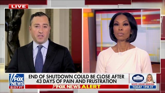 <p>Fox News correspondent Mark Meredith and anchor Harris Faulkner discuss the "new developments today from the House Oversight Committee," without mentioning what those "new developments" were.</p>