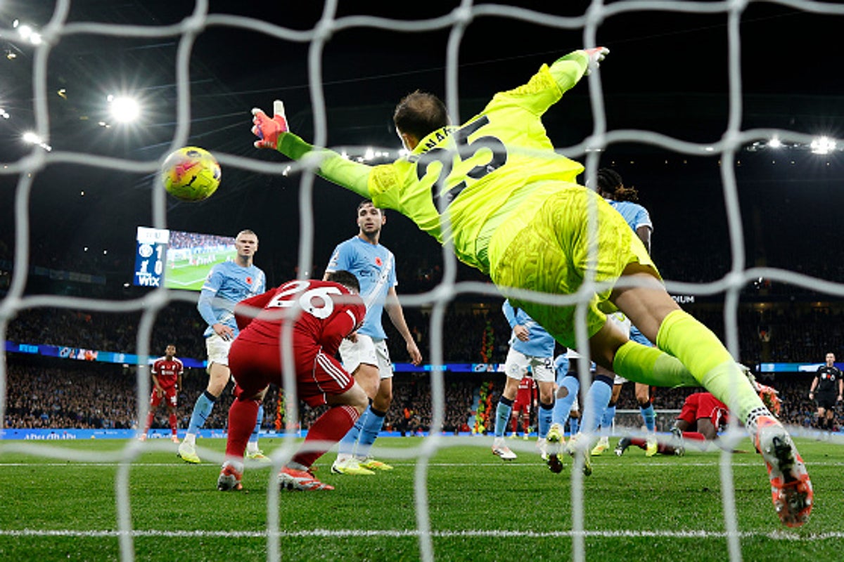 Howard Webb responds to Liverpool complaints over disallowed goal in Man City loss