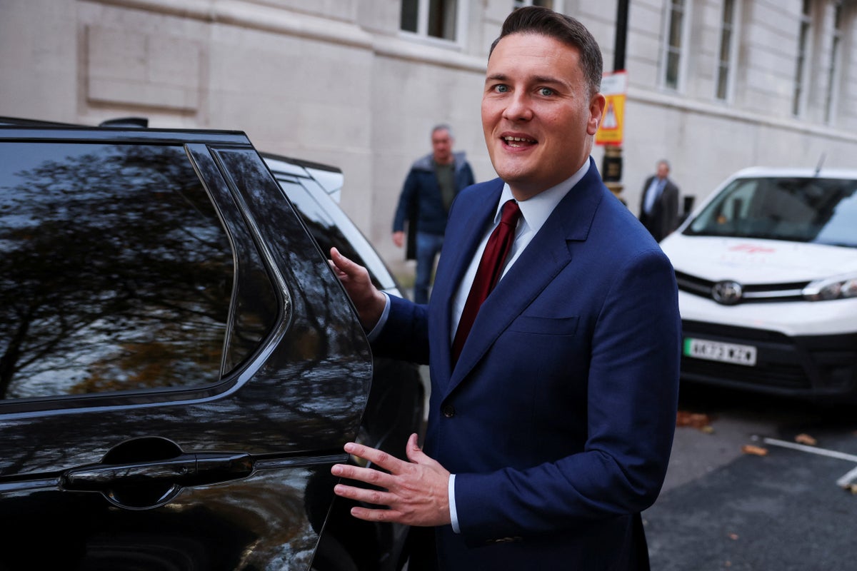 Wes Streeting demands sackings in No 10 after he’s accused of plotting to oust Starmer as PM – UK Times
