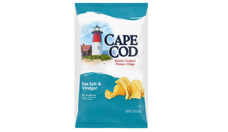 Cape Cod Potato Chips é acusada de comercializar falsamente seus lanches como não contendo corantes, sabores ou conservantes artificiais.