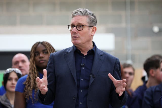 <p>The prime minister said he had confidence in his chief of staff</p>