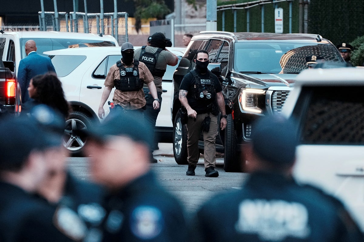 ICE wants to spend $180M on bounty hunters to track down thousands of immigrants