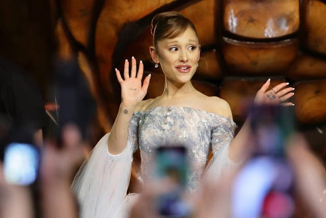 <p>Ariana Grande attends the "Wicked: For Good" Asia-Pacific Premiere at Universal Studio Singapore</p>