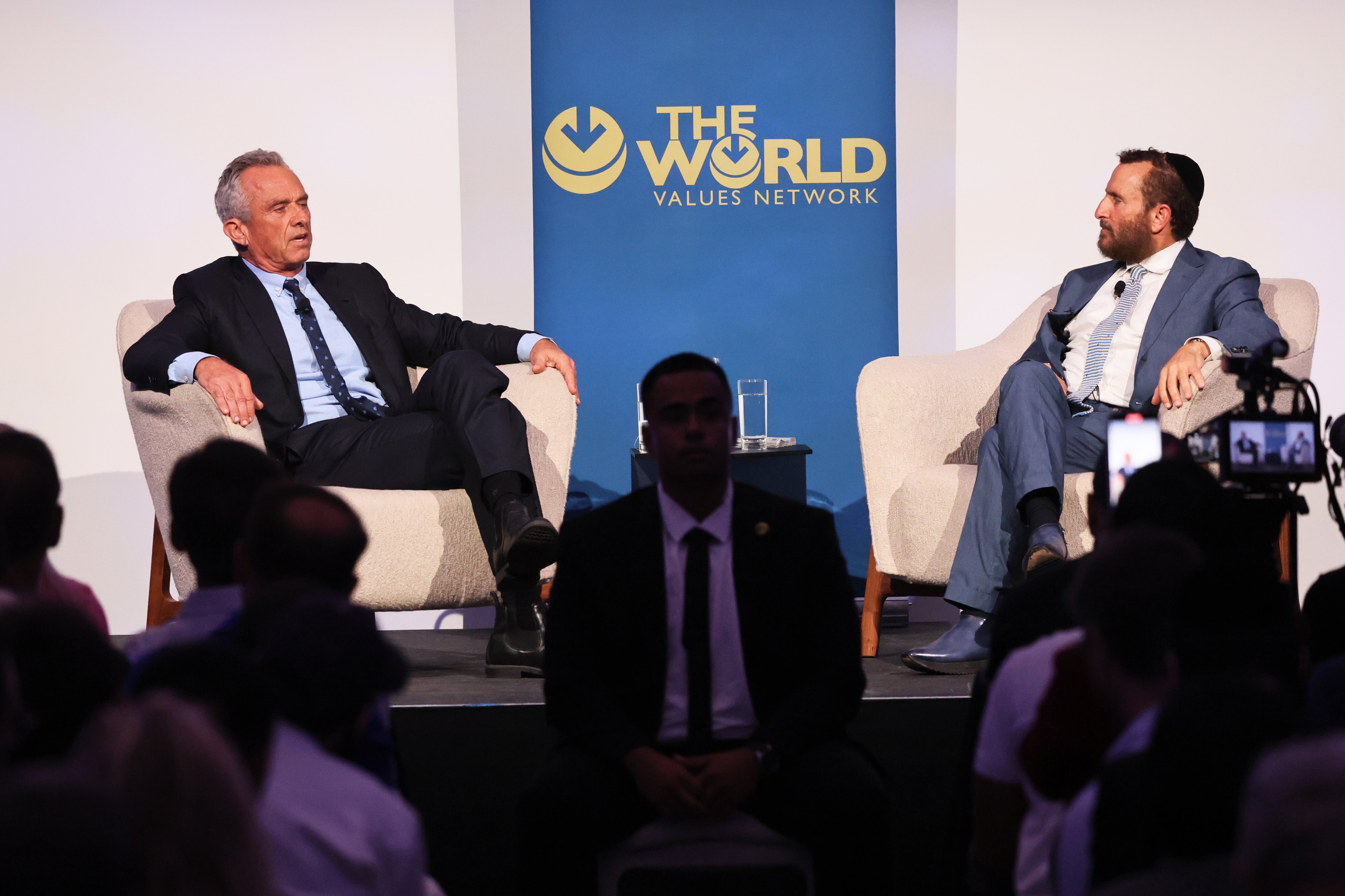 <p>Rabbi Shmuley Boteach (right) is close with anti-vaxxer RFK Jr. the United States Secretary of Health and Human Services. The rabbi is now in a fight with his NYC building over an amenity fee for an event he hosted. </p>