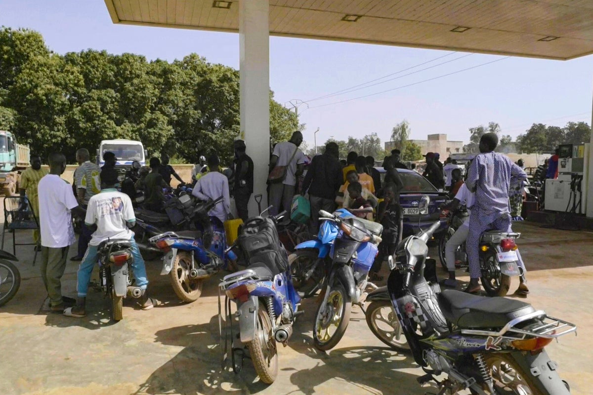 Mali suspends French TV channels over alleged false reports