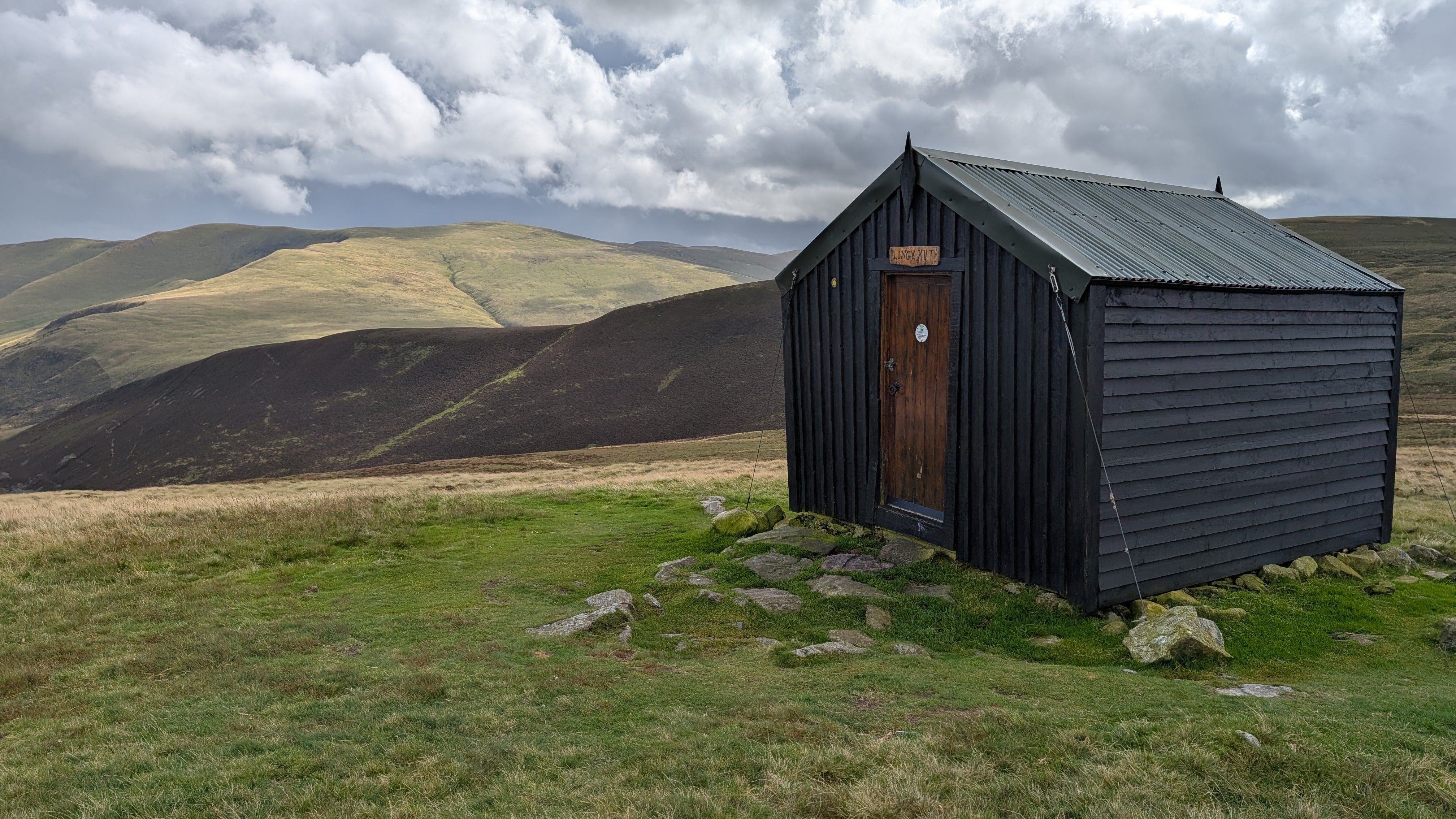 There are some long stretches on the Cumbria Way but also plenty of opportunities for breaks