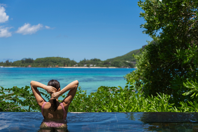 <p>From the Seychelles to Spain, there are some impressive winter sun discounts on offer ahead of Black Friday </p>